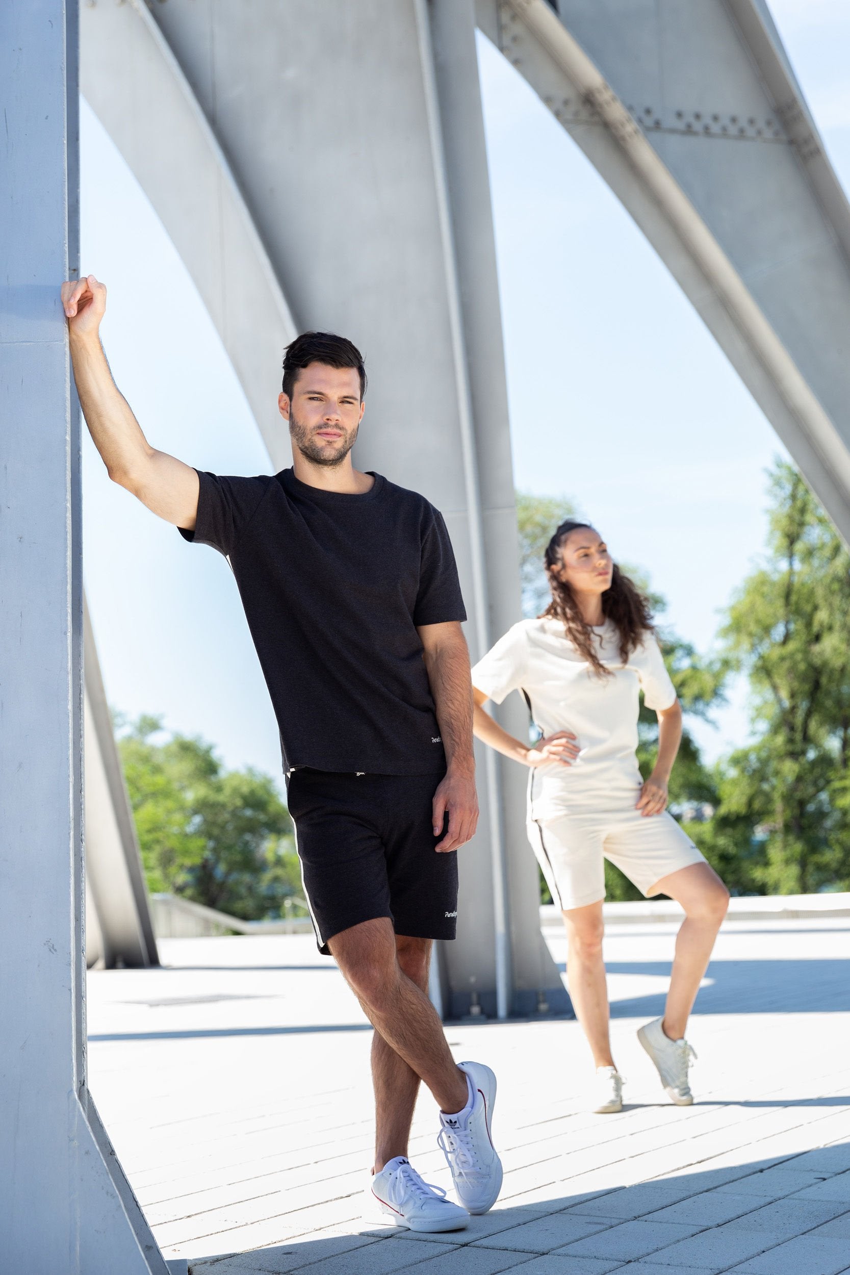 T Shirt Noir Homme | T Shirt Noir Femme
